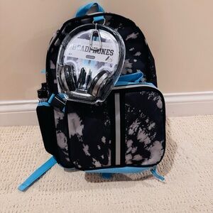 InMocean Kids' Black 17"Backpack W Headphone, LunchBag, Water Bottle Carabiner ￼